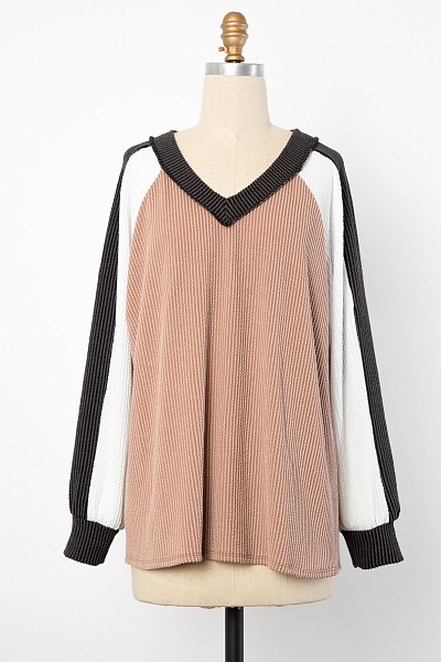 PT11647 URBAN RIB CONTRAST SWEATER